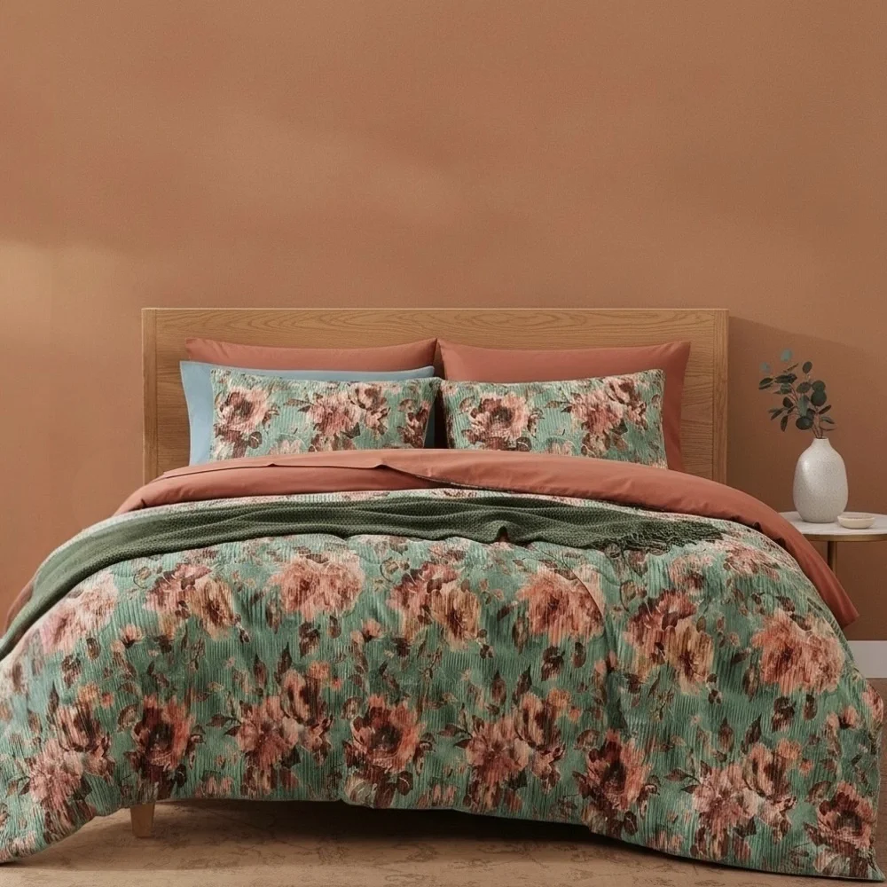 NEW Anthro 7 Piece Green Velvet Boho Queen / King Bedding Comforter & Sham Set